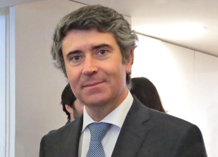 José Luís Carneiro é ministro da Administração Interna