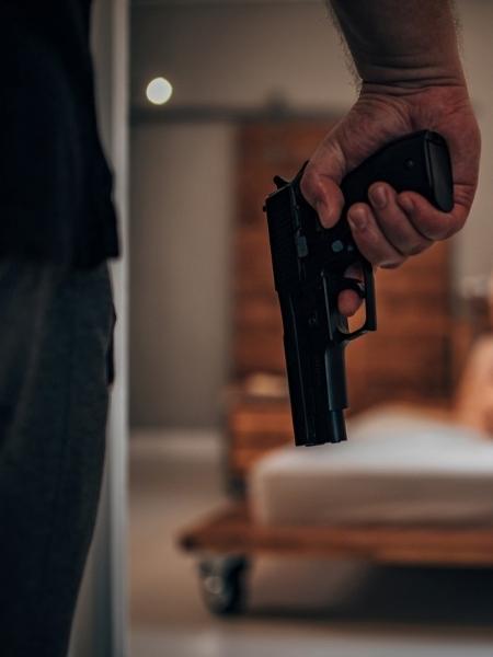 GNR apreendeu uma arma de fogo no âmbito de um processo por violência doméstica, no dia 14 de junho, no concelho de Baião