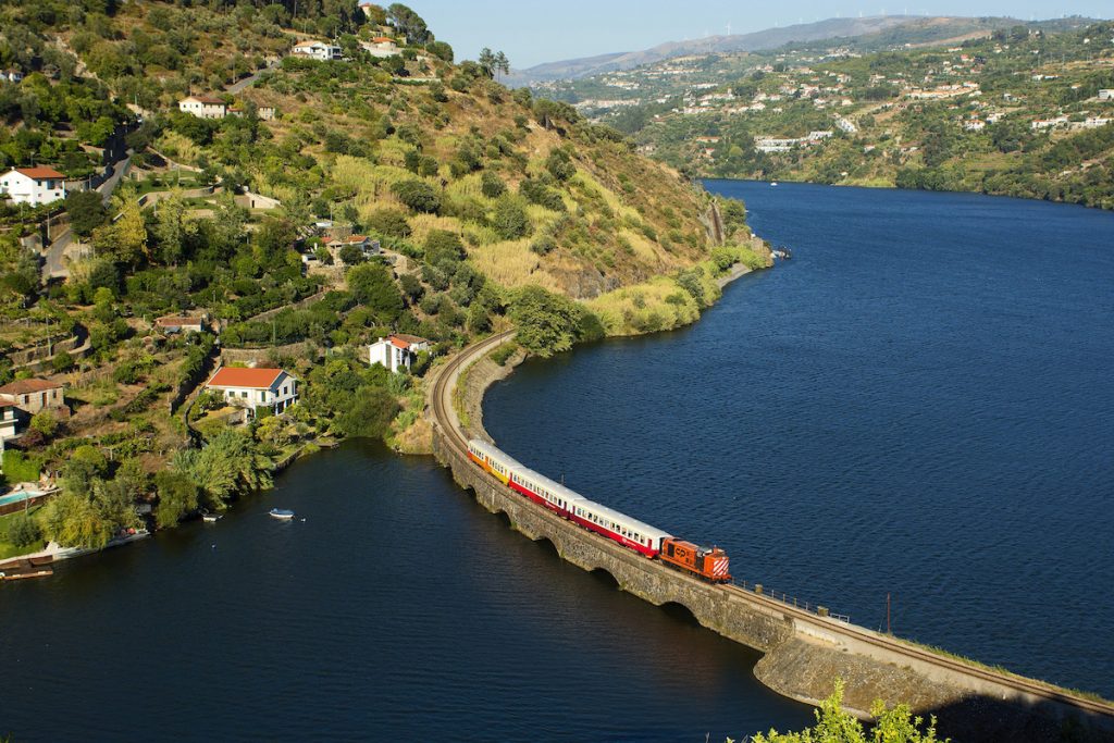 Autorizados 79 milhões de euros para obras na linha do Douro