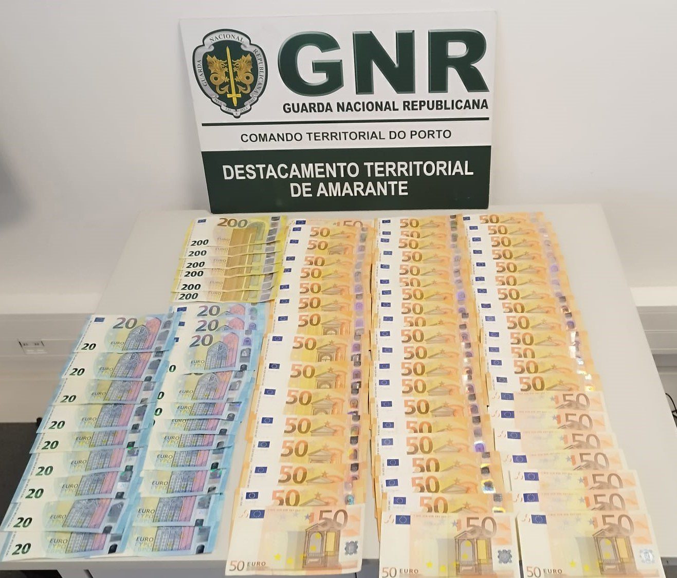 GNR prendeu indivíduo que tinha roubado 15 mil euros em Amarante